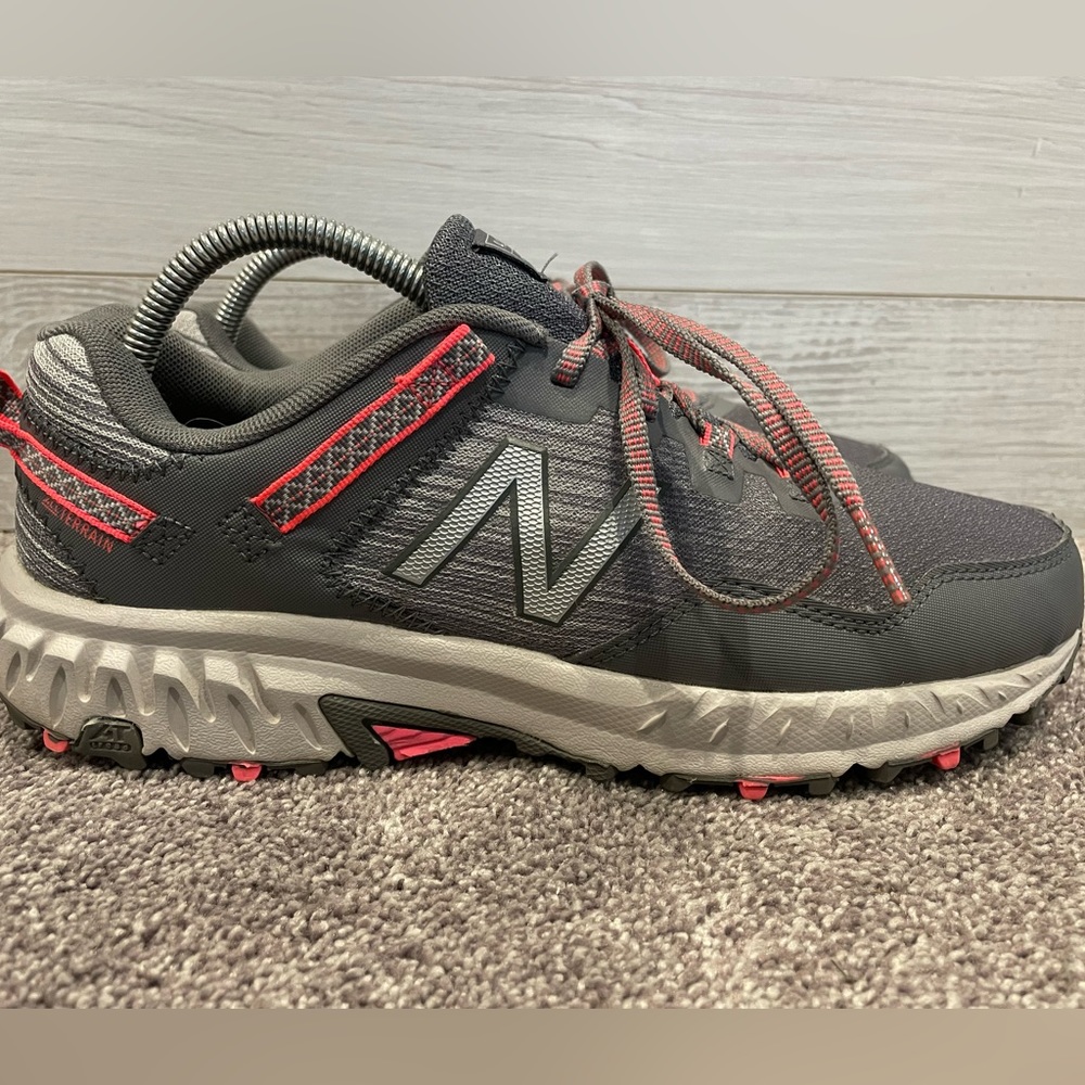 New Balance 410 v6 Women’s Athletic Sneakers